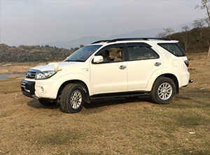 Fortuner Car on Rent